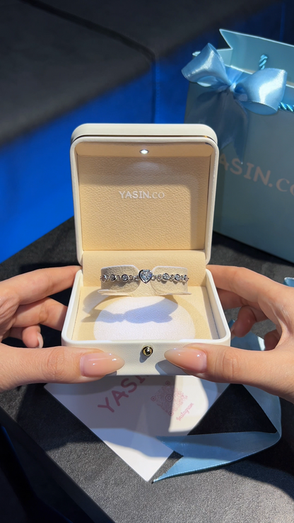 "Sparkling Heart Line" Bracelet – Silver 925 with Zircon A5