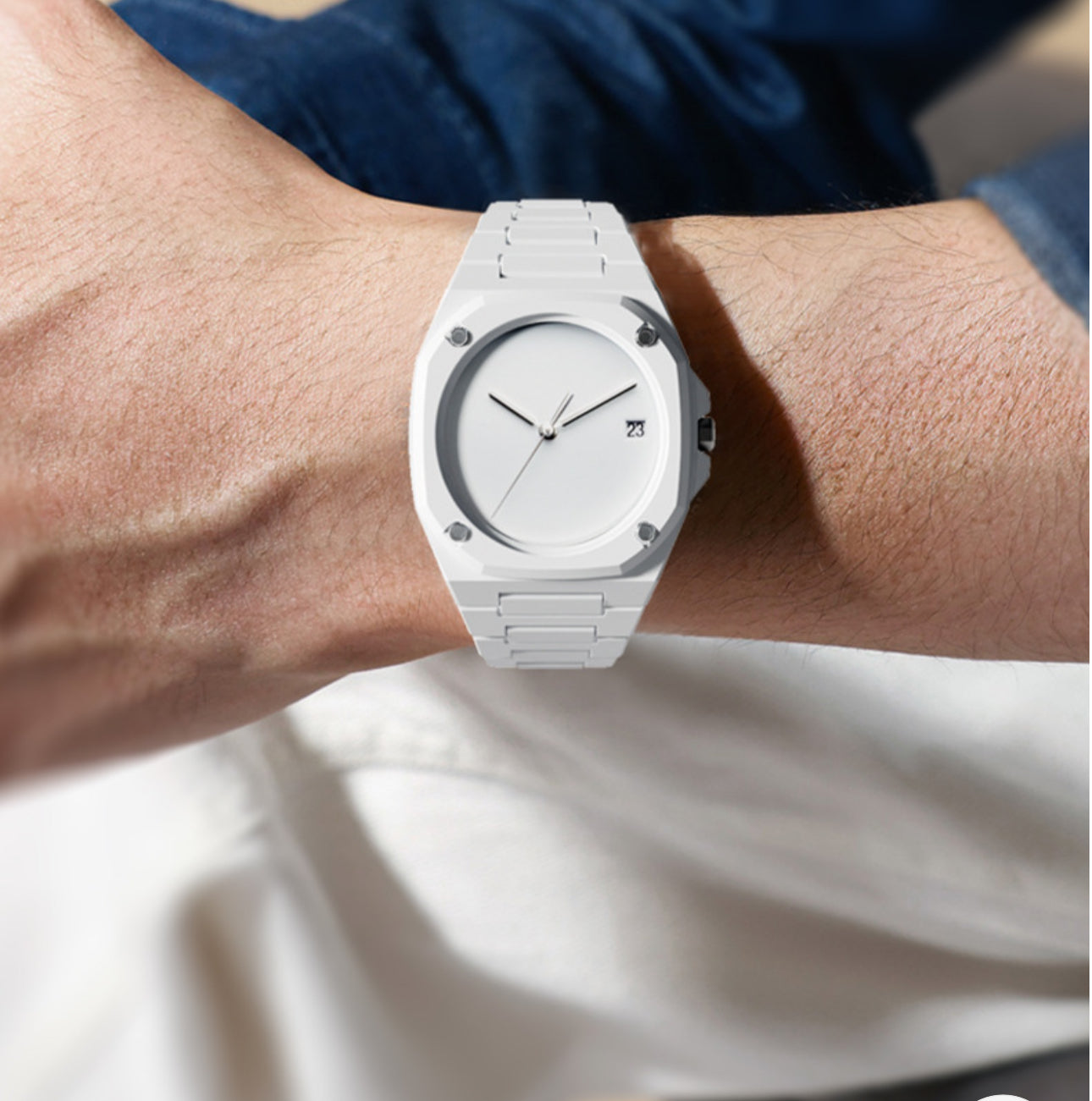 Men’s Polycarbonate Watch with High-Hardness Mineral Glass and Scratch-Resistant HD Lens